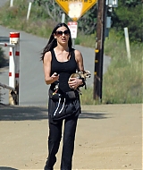 Filename=4.jpg
Filesize=838KiB
Dimensions=1283x2048
Date added=Feb 17, 2025 4.jpg