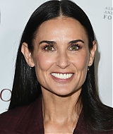 Filename=36.jpg
Filesize=989KiB
Dimensions=1630x2048
Date added=Jan 30, 2025 36.jpg