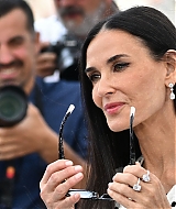 144.jpg