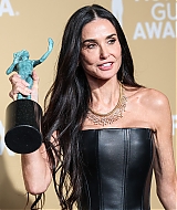 858.jpg